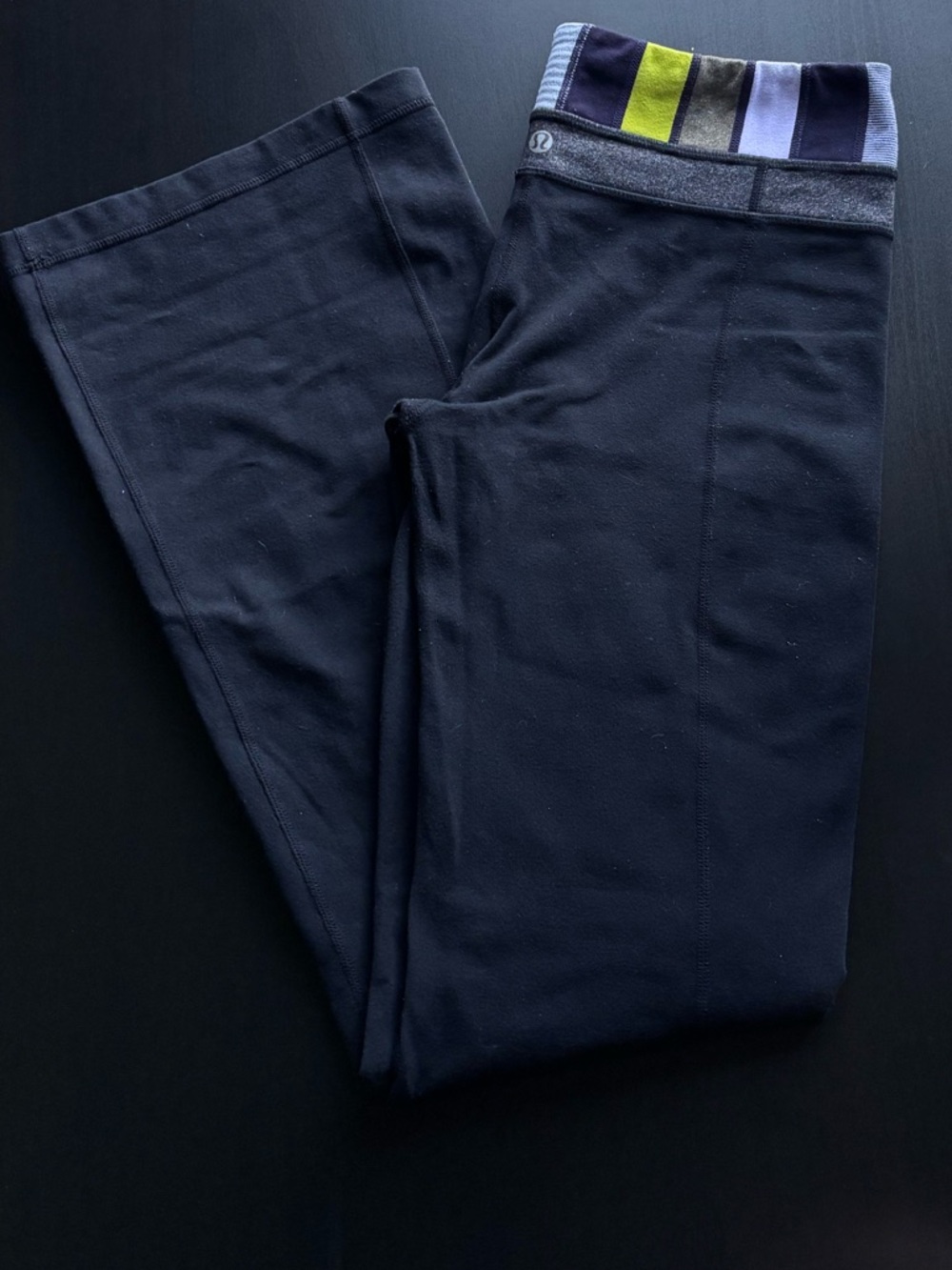 Lululemon Groove Low Rise Flare Pant W/ Multi Coloured Waist Band